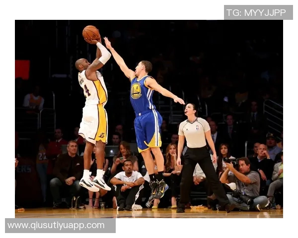 克莱回忆斯科特指导科比的经历现今将其传授给弗拉格